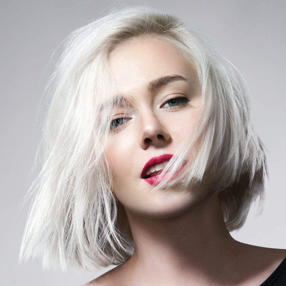 KISS Lift Up Complete Hair Bleach & Icy Silver Toner Kit, Gentle Conditioning Formula that Reduces Brassiness, Complete 6-Pc DIY Bleach Kit, ICE (Pack of 2)