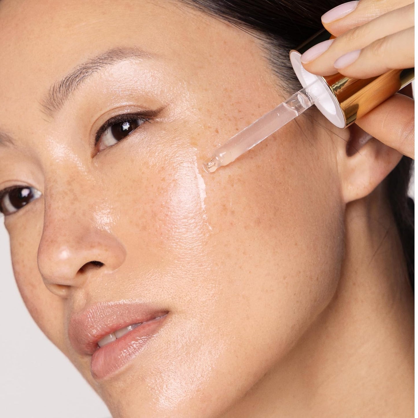 Cell Forté Serum | Billions of Human Stem Cell-derived Exosomes, Growth Factors, and Peptides with Hyaluronic Acid for Fine Lines and Wrinkles - Reduces Sun Damage & Hyperpigmentation - 4 in 1 Formula