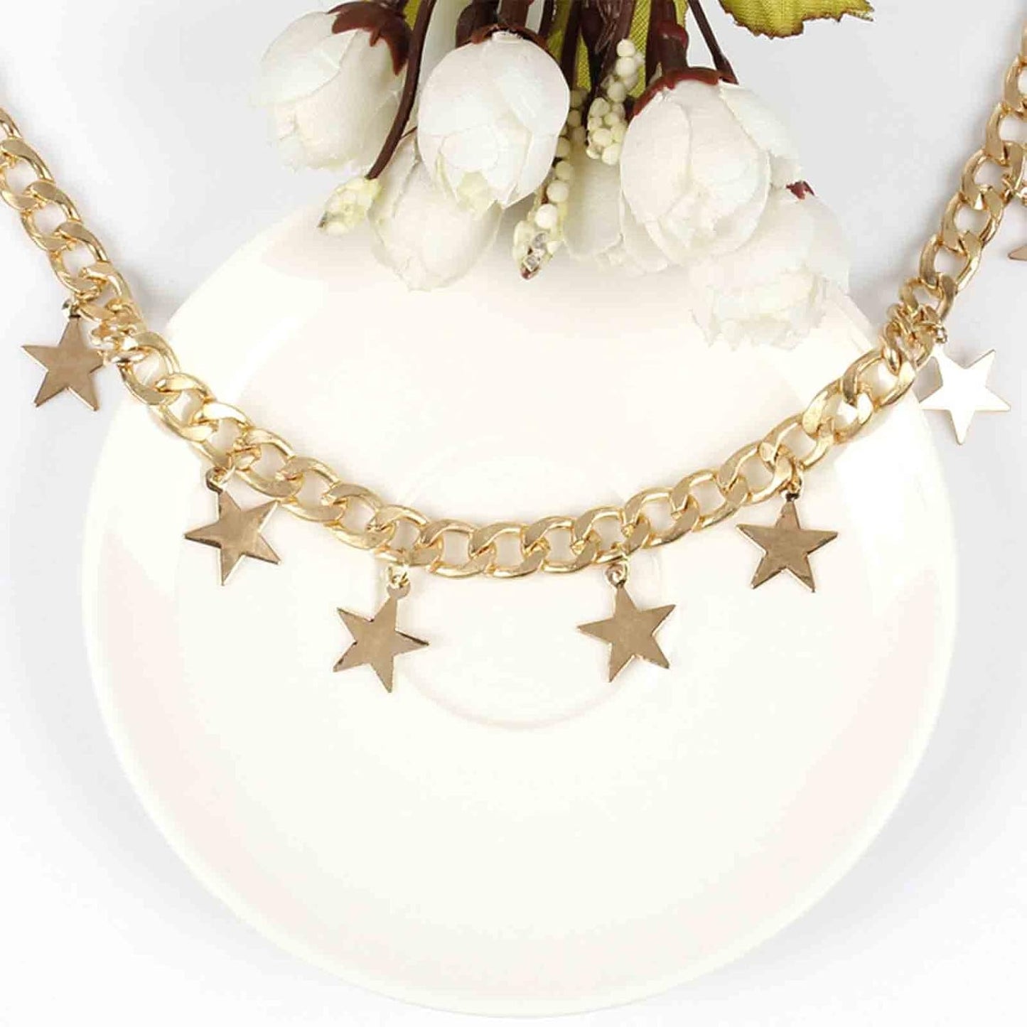 Boho Star Dangle Choker Necklace Gold Chunky Curb Chain Necklace Punk Thick Chain Choker Necklace Minimal Short Chain Necklace Jewelry for Women and Girls