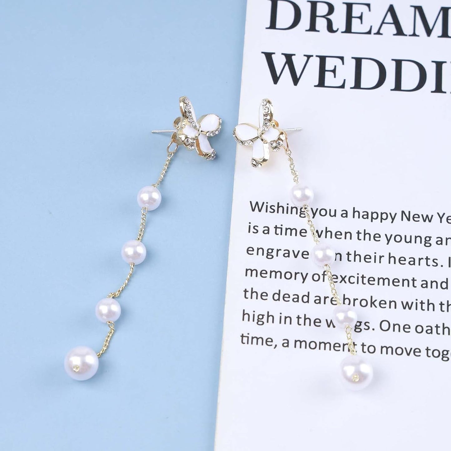 Vintage Butterfly Pearl Drop Earrings Gold Pearl Chain Earrings Long Pearl Tassel Earrings White Butterfly Stud Earrings Wedding Pearl Earrings Jewelry for Women