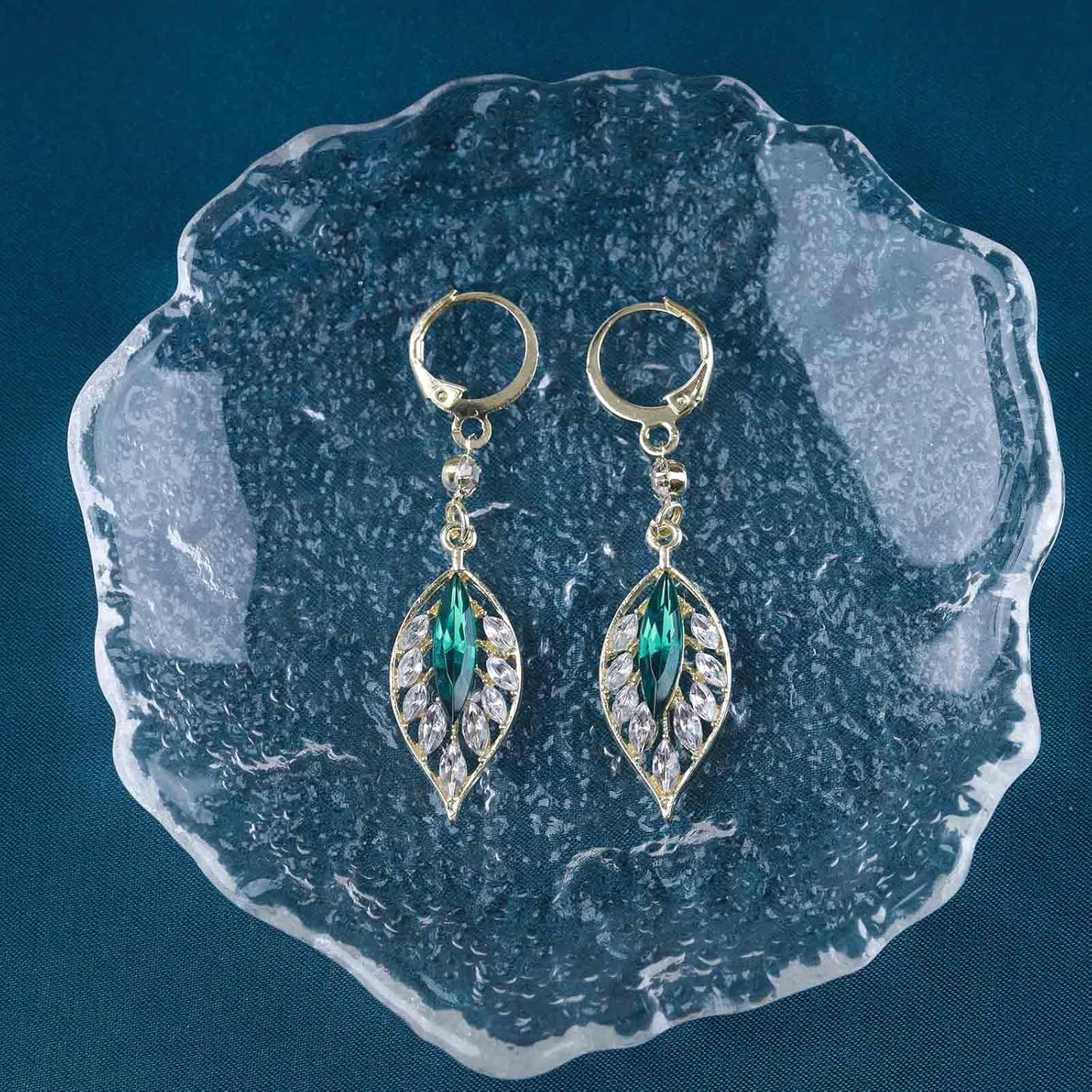 Vintage Emerald Leaf Earrings Rhinestone Leaf Drop Earrings Green Emerald Dangle Earrings Gold Crystal Leaf Hoop Earrings Jewelry for Women