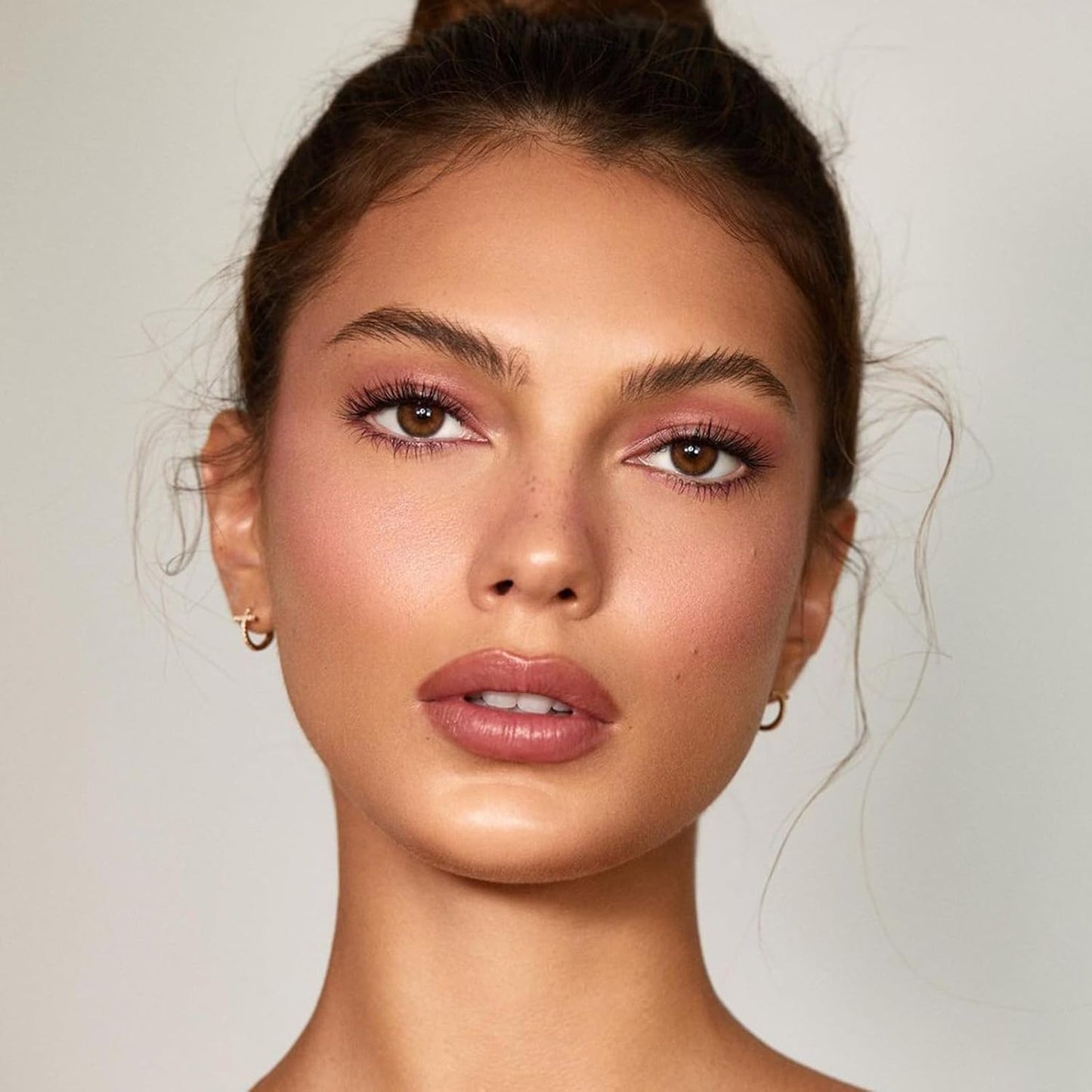 Nudes 3 Series Mini Eyeshadow Palette, Matte & Shimmer Finish, 6 Champagne Mauve & Black Eye Shadows, Travel Friendly Size, Vegan, Cruelty-free