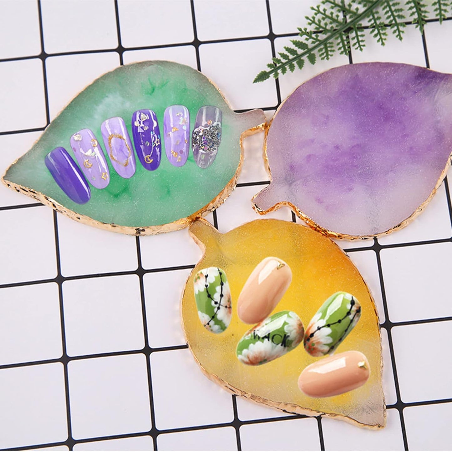 1 Piece Nail Art Palette Nail Polish Palette Mixing Palette Makeup Plate Nail Plate for Nail Art Nail Tip Holder Nail Art Display (gray leaf)