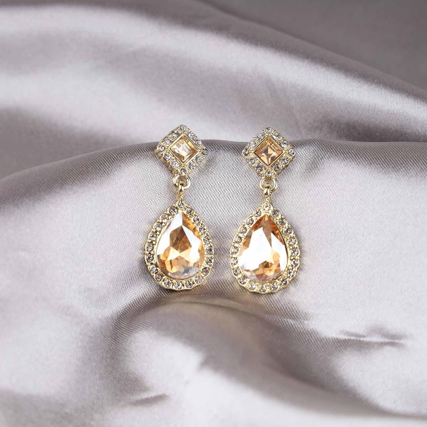 Vintage Crystal Teardrop Earrings Rhinestone Drop Earrings Sparkly Cz Teardrop Dangle Earrings Gold Square Gem Stud Earrings Jewelry for Women