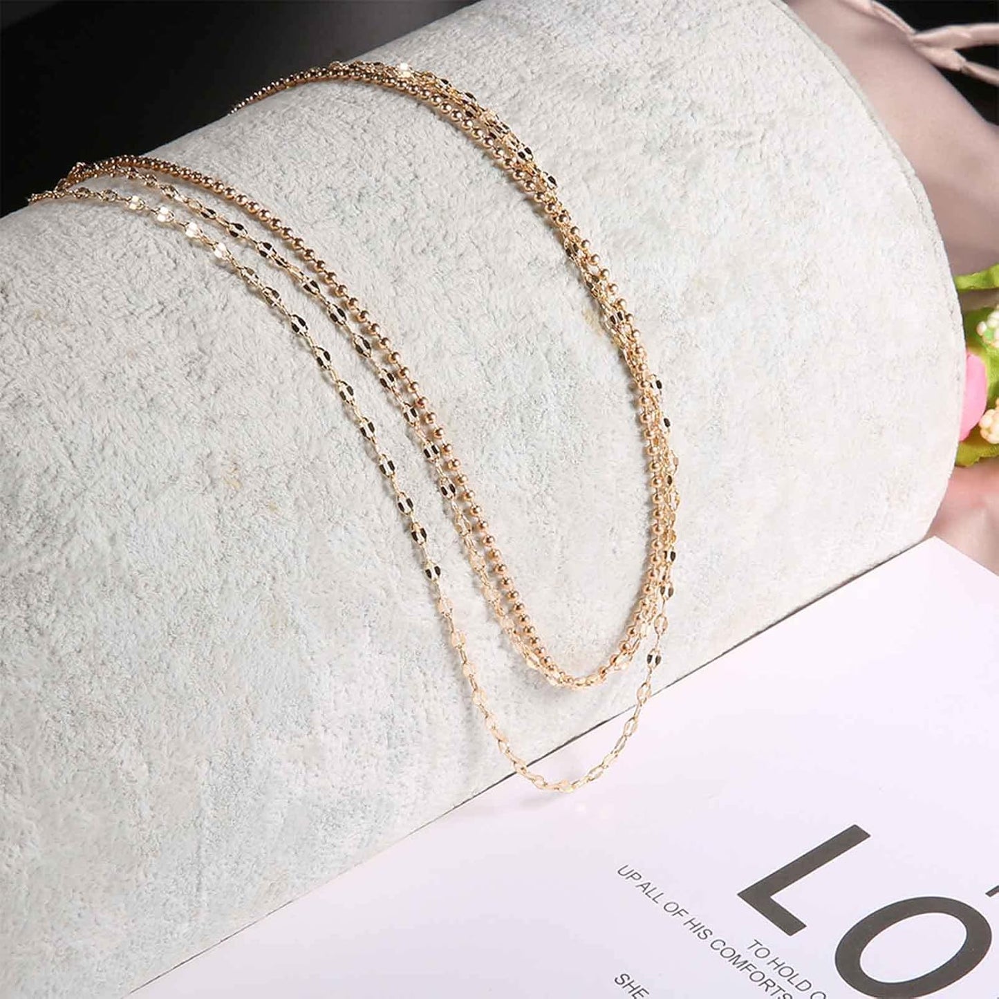 Boho Layered Necklace Choker Gold Lace Chain Necklace Shimmer Shinny Necklace Vintage Multilayer Beaded Necklace Jewelry for Women and Girls