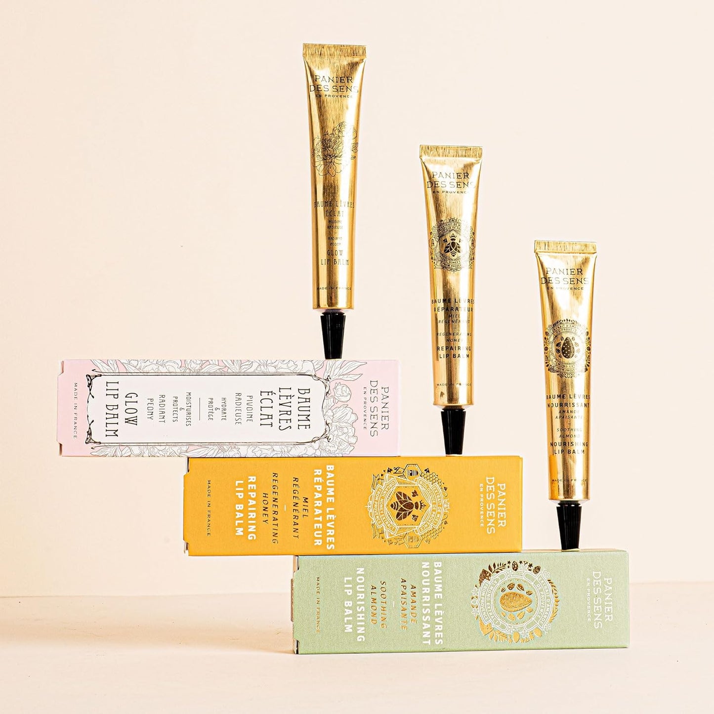 Panier des Sens - Lip Balm for Women - Lip Moisturizer - Shea butter & Sweet almond oil - Made in France Lip Care - 98% Natural Ingredients (0.5 Fl oz, Honey)