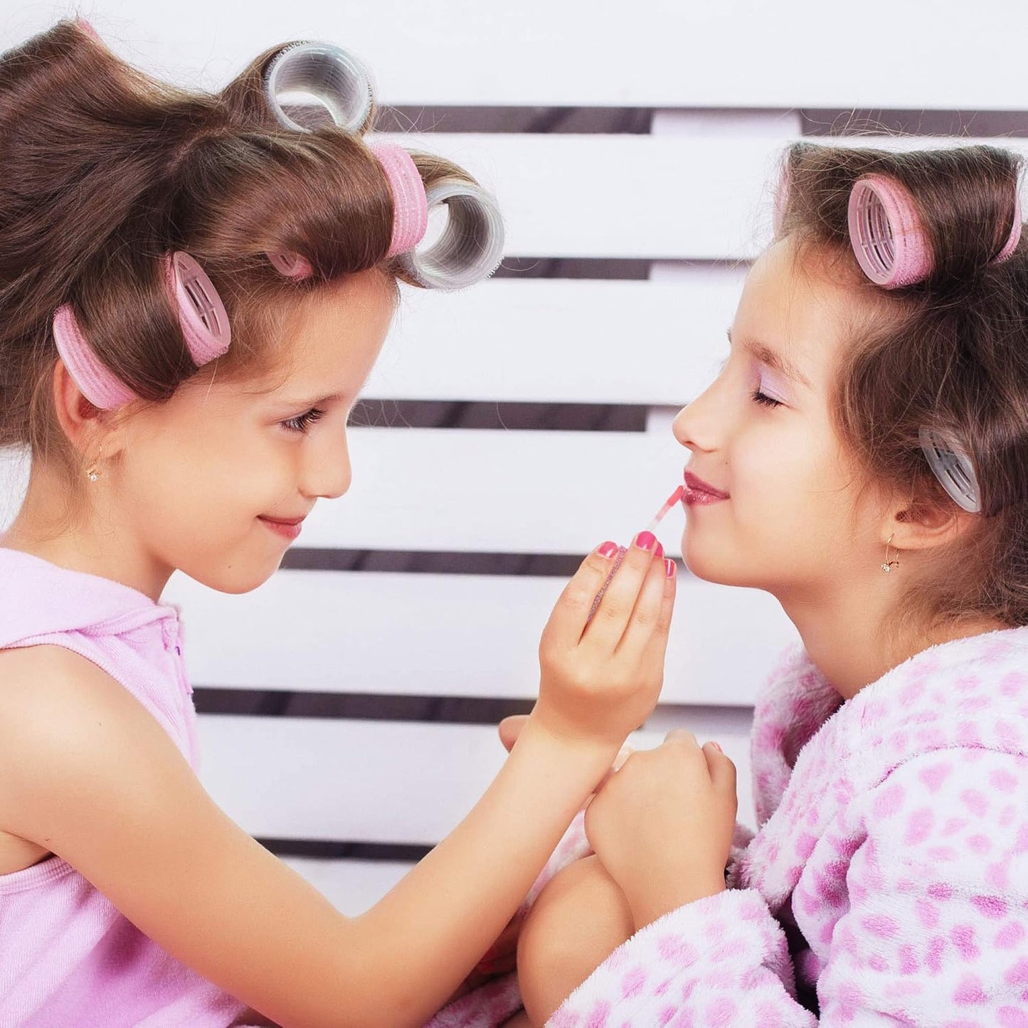 Expressions – Mermaid Beauty Kit – Novelty Starter Makeup Palette, Fold Out Makeup Palette, Make Up Toy Cosmetic Kit Gifts for Girls -Washable Make Up Set-Non-Toxic