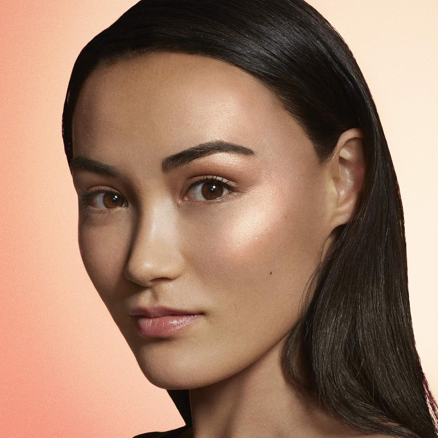 Maybelline New York Facestudio Master Chrome Metallic Highlighter Makeup, Molten Peach, 0.19 Ounce